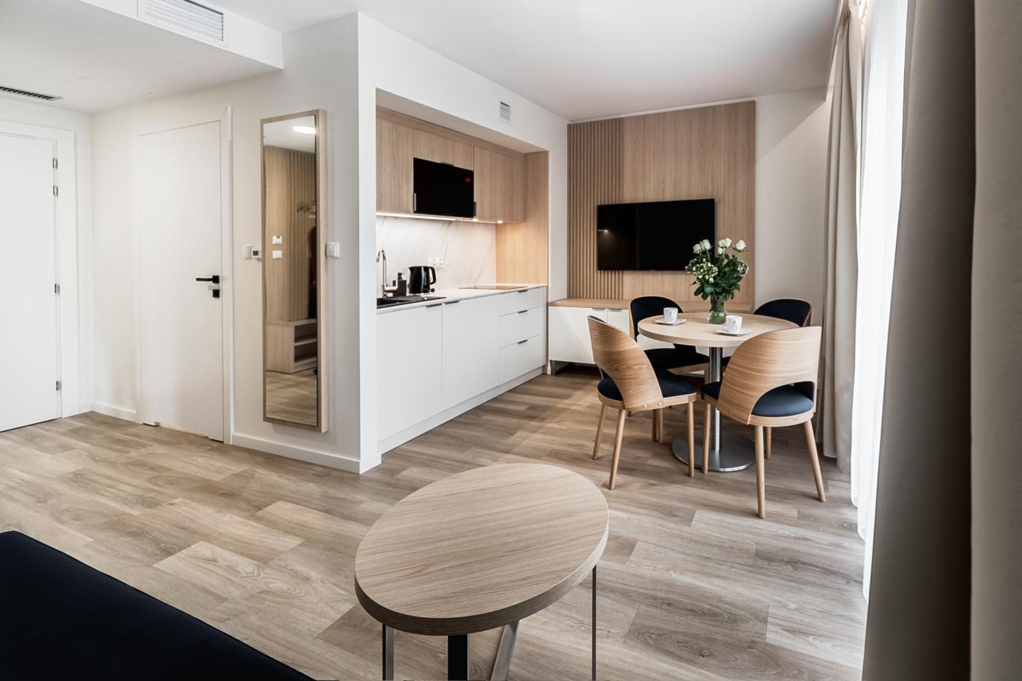 Aurum Aparthotel - Nowe Apartamenty Blisko Plazy - Neue Appartements In Strandnaehe Świnoujście Exterior foto